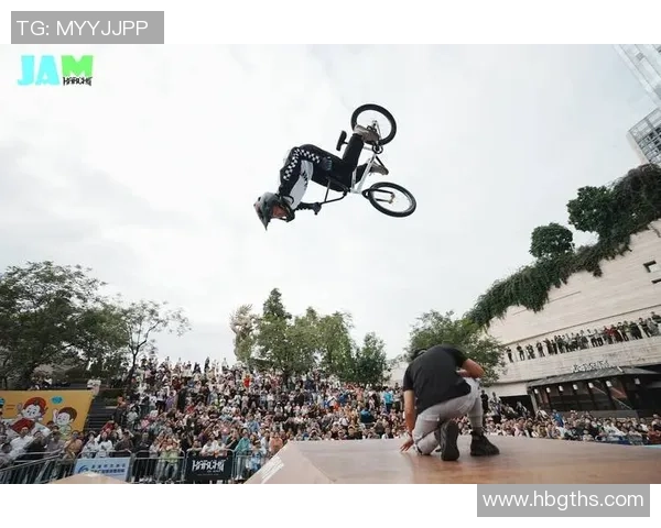 武汉极限运动队在世界滑板锦标赛中的表现与经验分享 武汉极限运动队在世界滑板锦标赛中的表现与经验分享