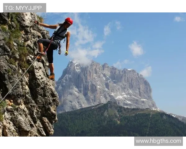 攀岩战术解析：广州攀岩队如何构建坚固防线与战术配合